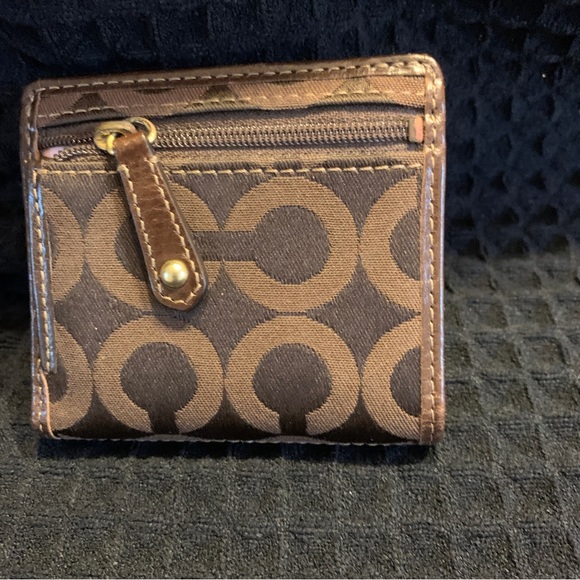 Coach Wallet - Picture 4 of 8
